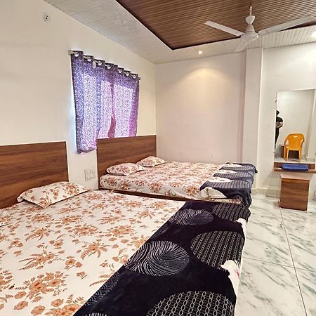 Hotel Shree Sidhi Vinayak Ujjain Esterno foto